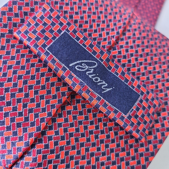 Brioni Handmade Geometric Printed Woven Silk Tie - Picture 6 of 9